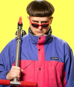 Viral Santa Cruz-born pop artist Oliver Tree returns for benefit